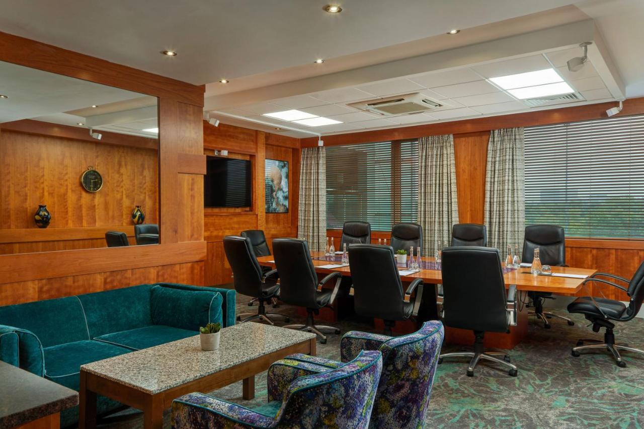 Crowne Plaza Dublin Blanchardstown By Ihg Hotel Ngoại thất bức ảnh