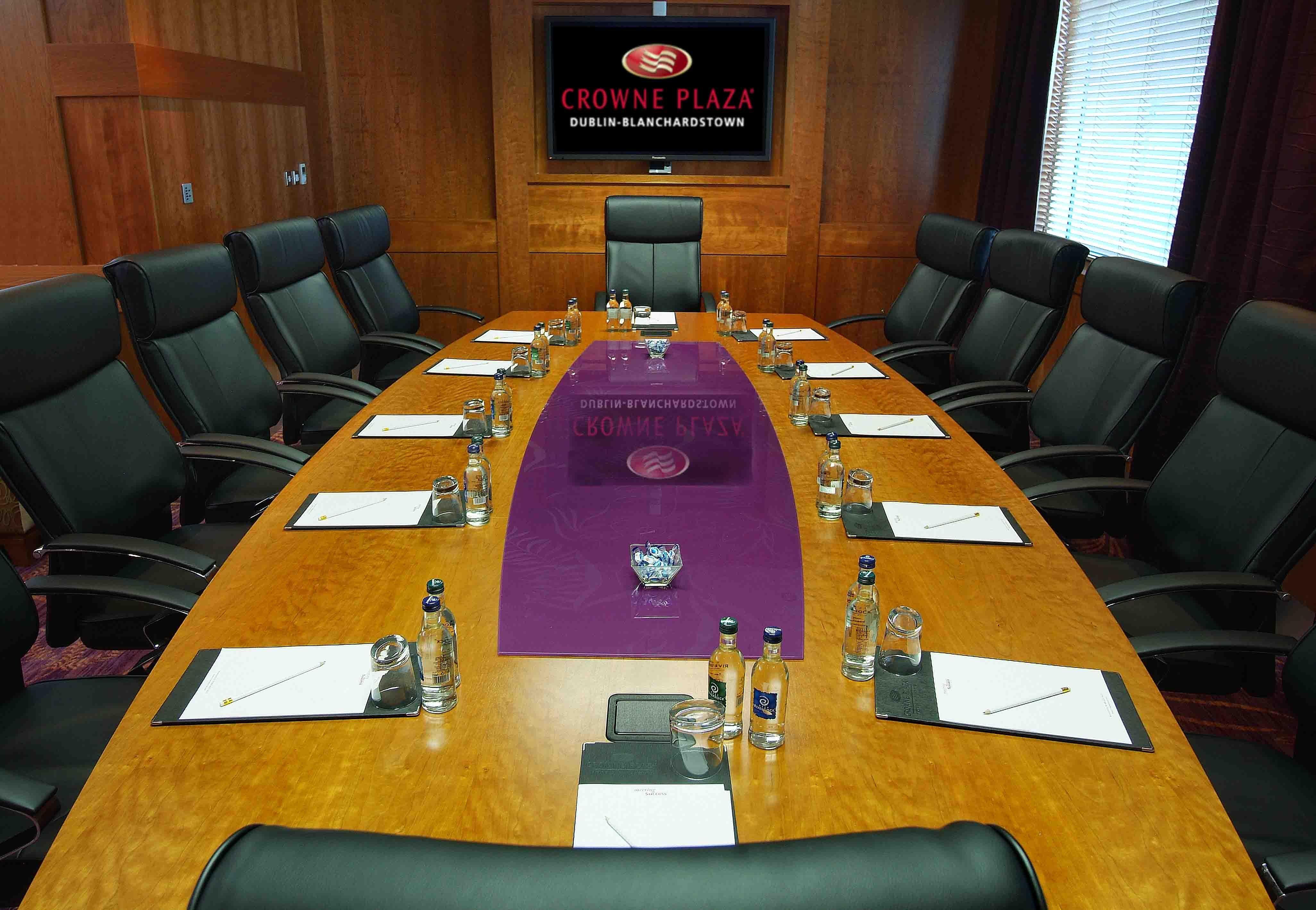 Crowne Plaza Dublin Blanchardstown By Ihg Hotel Ngoại thất bức ảnh