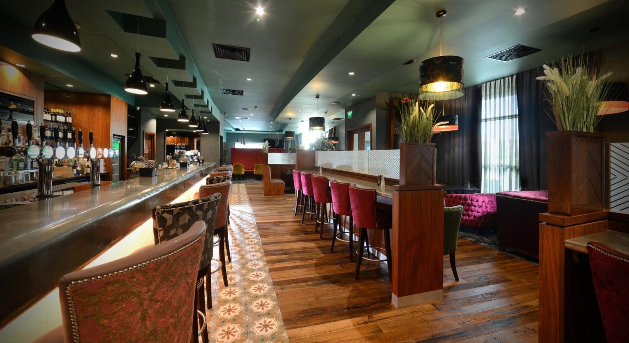 Crowne Plaza Dublin Blanchardstown By Ihg Hotel Ngoại thất bức ảnh